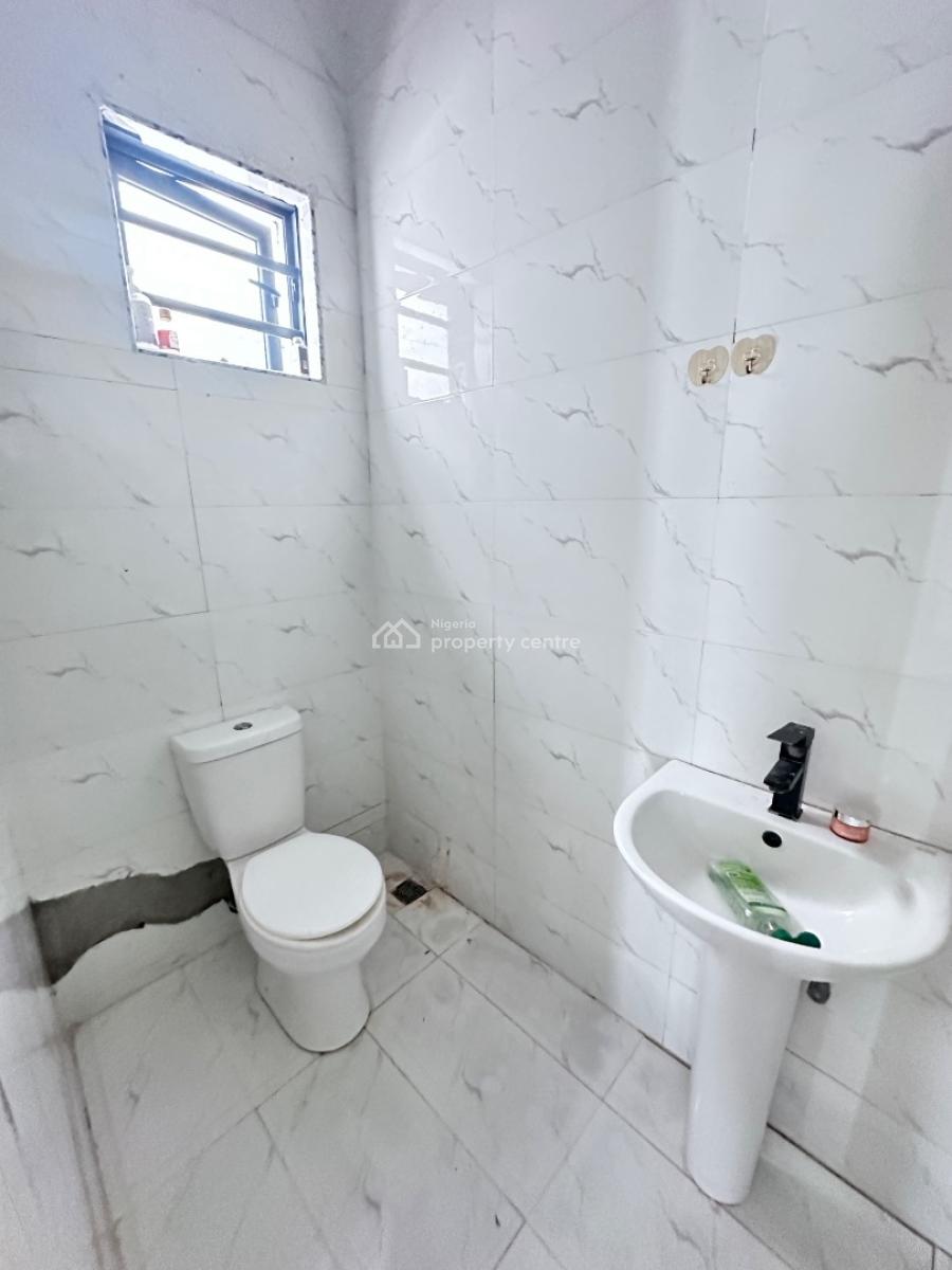 Spacious 2 Bedroom Flat Now Available, Chevron Alternative Route, Idado, Lekki, Lagos, Flat / Apartment for Rent