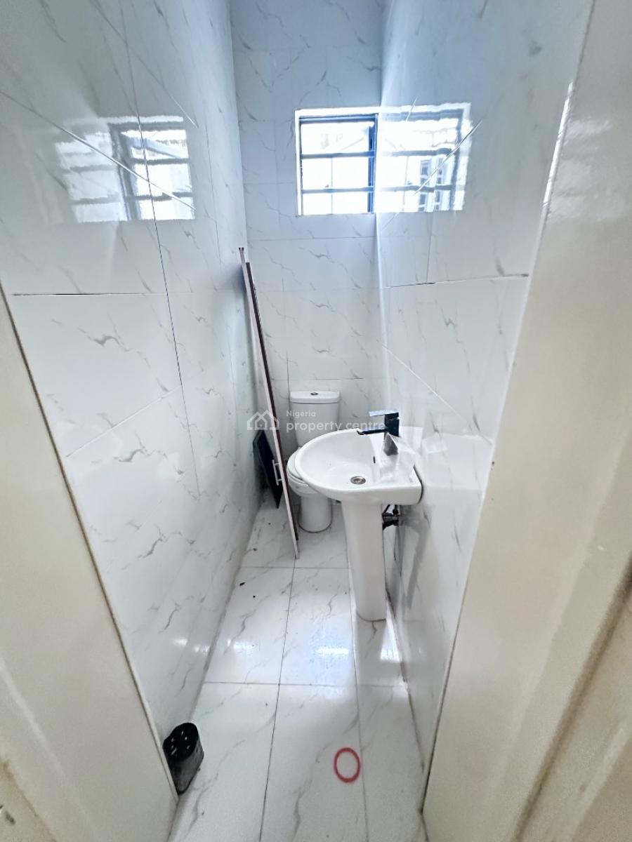 Spacious 2 Bedroom Flat Now Available, Chevron Alternative Route, Idado, Lekki, Lagos, Flat / Apartment for Rent