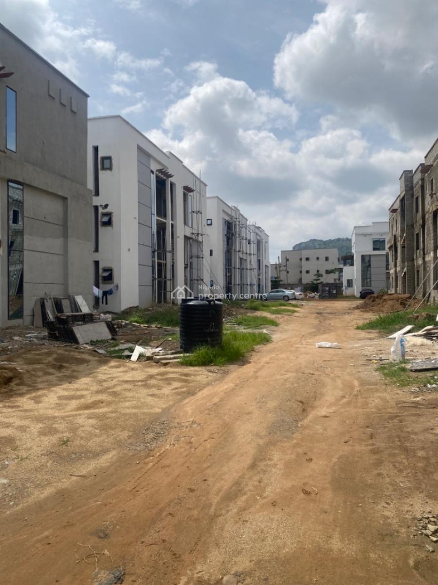 3 Bedroom Block of Flat, Dawaki, Gwarinpa, Abuja, Block of Flats for Sale