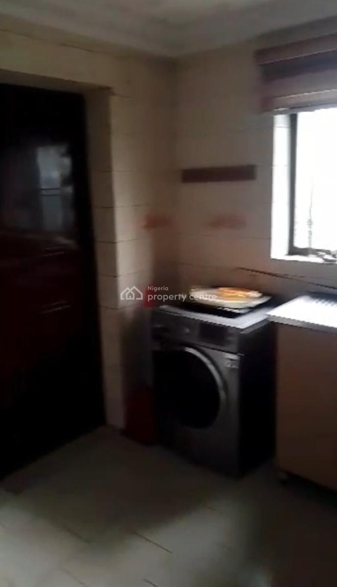 Clean Spacious 3 Bedroom Flat, with Inverter, Gen & Ac, Maitama District, Abuja, Flat / Apartment for Rent