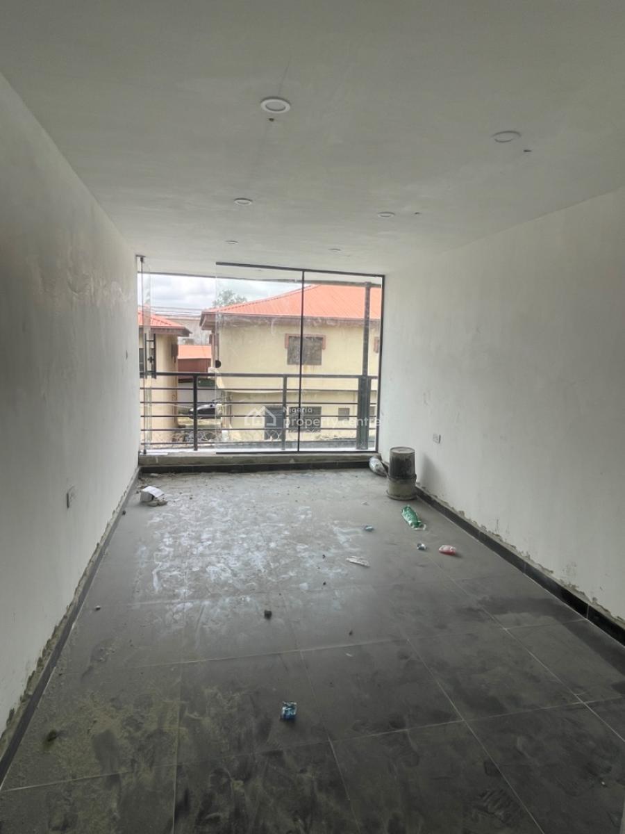Big and Spacious Shop, Thomas Estate, Ajah Lekki Lagos, Ajah, Lagos, Shop for Sale