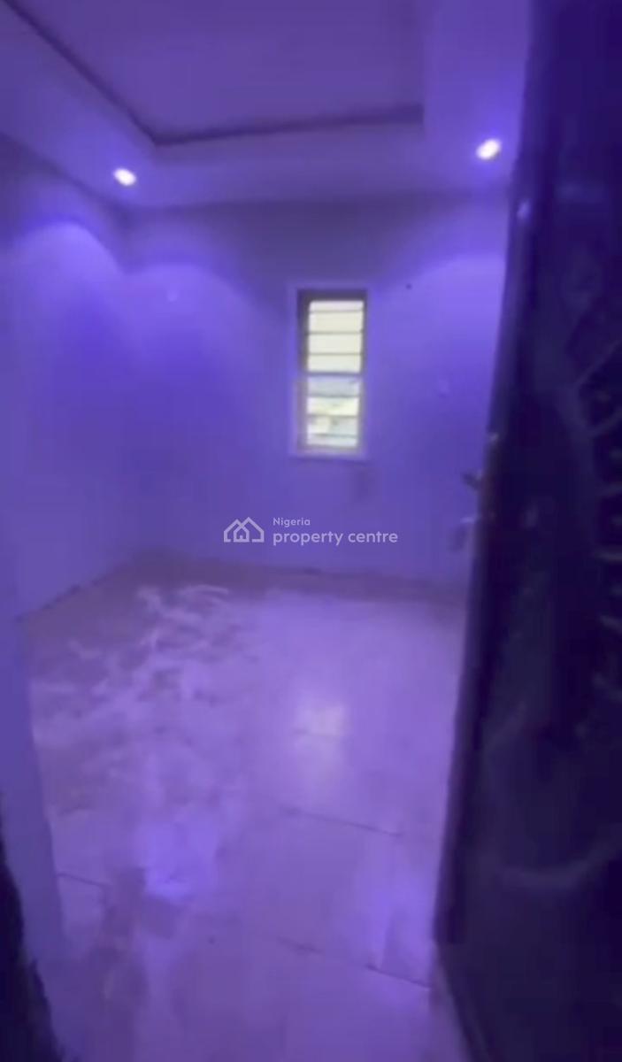 a Standard Relatively New Mini Flat, Off Market Street, Shomolu, Lagos, Mini Flat (room and Parlour) for Rent