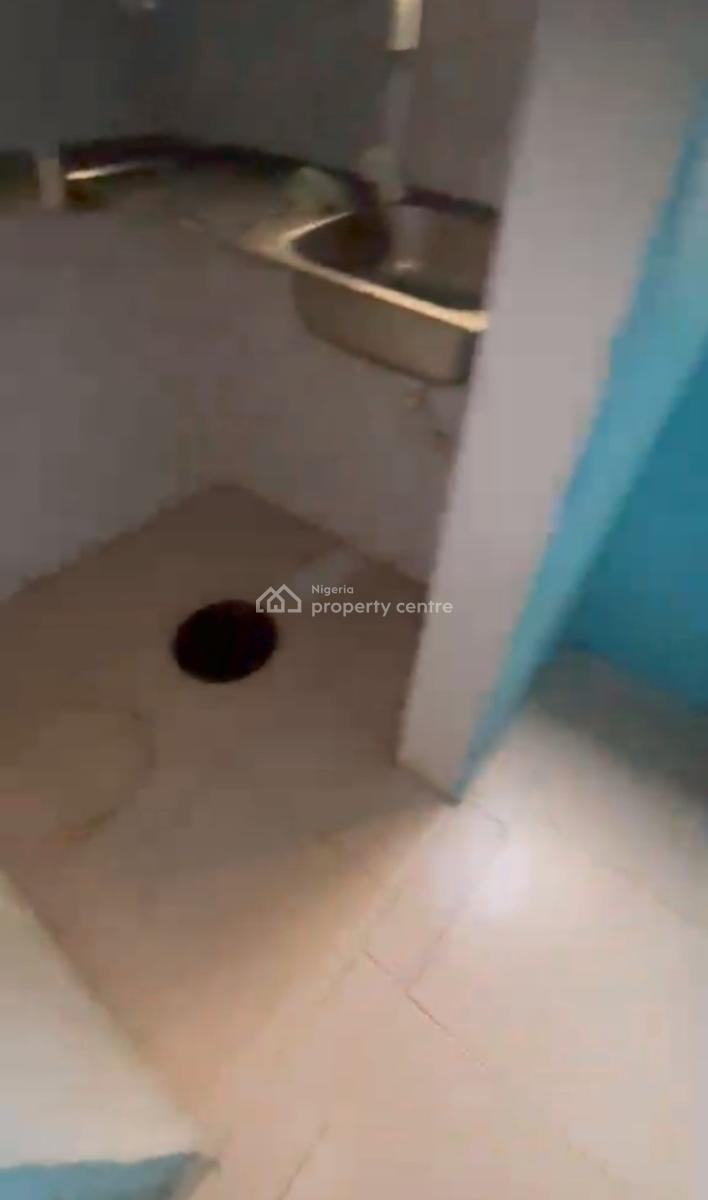 a Decent Lovely Room Self Contain, Shomolu, Lagos, Self Contain (single Rooms) for Rent