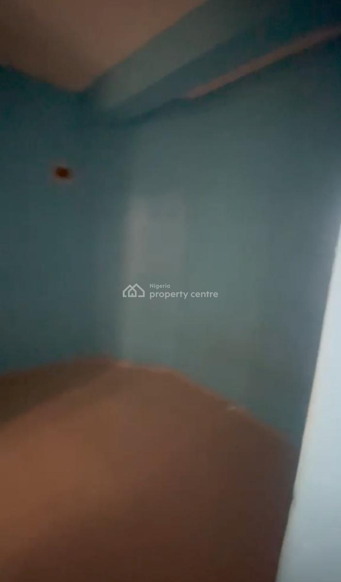 a Decent Lovely Room Self Contain, Shomolu, Lagos, Self Contain (single Rooms) for Rent