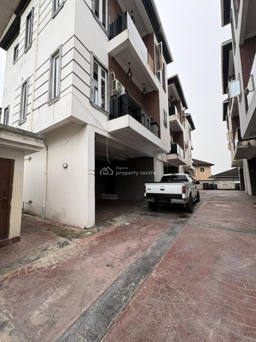 1 Bedroom Apartment, Ikota, Lekki, Lagos, Flat / Apartment for Rent