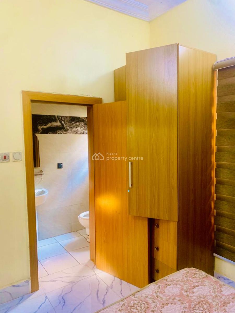 1 Bedroom Apartment, Ikota, Lekki, Lagos, Flat / Apartment for Rent
