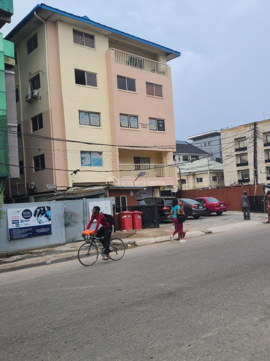 110 Square Meters Open Plan Office, Alagomeji, Yaba, Lagos, Office Space for Rent