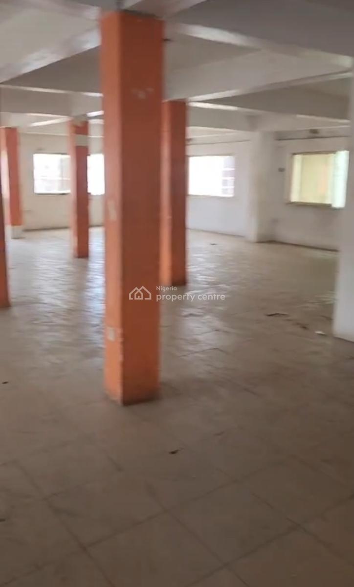 110 Square Meters Open Plan Office, Alagomeji, Yaba, Lagos, Office Space for Rent