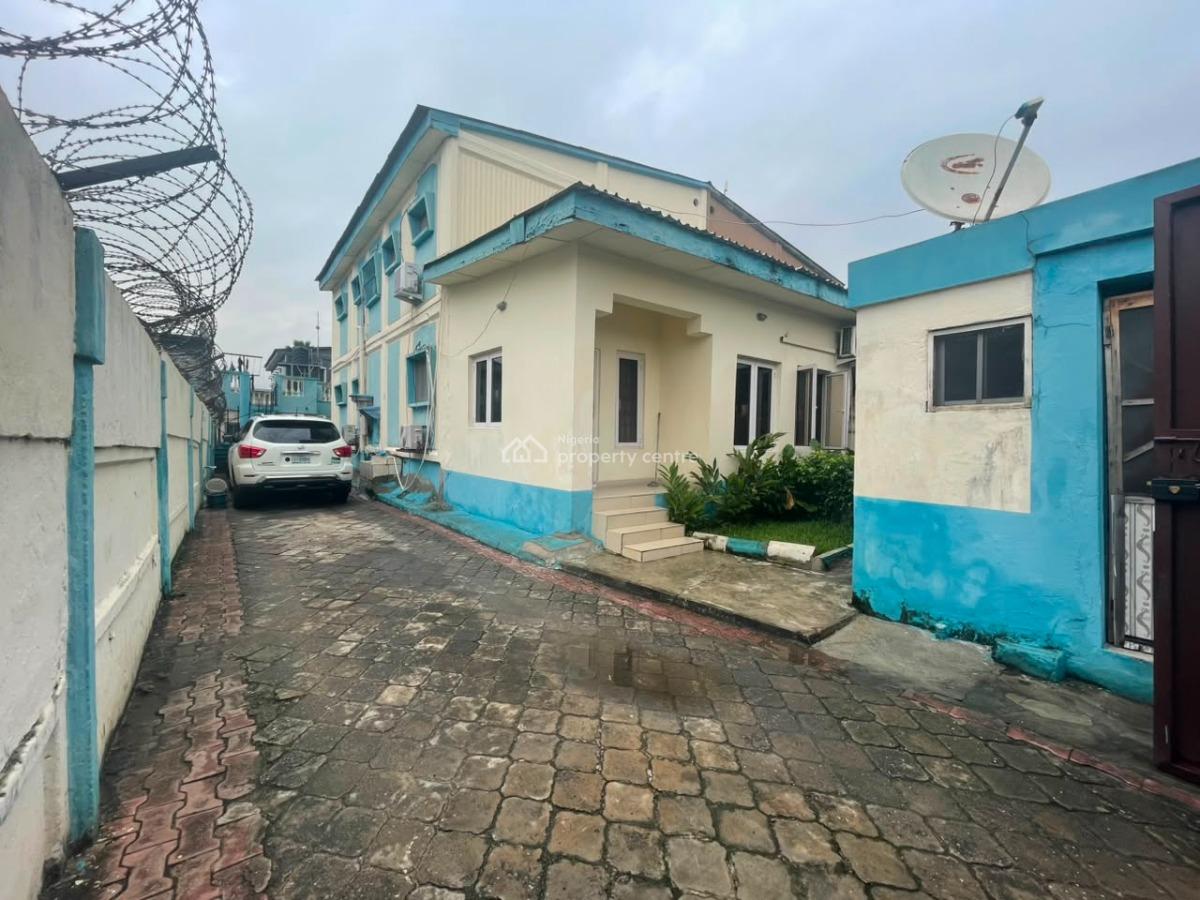 Beautiful Spacious Well Maintained 4 Bedrooms Semi Detached Duplex, Dolphin Estate, Ikoyi, Lagos, Semi-detached Duplex for Sale