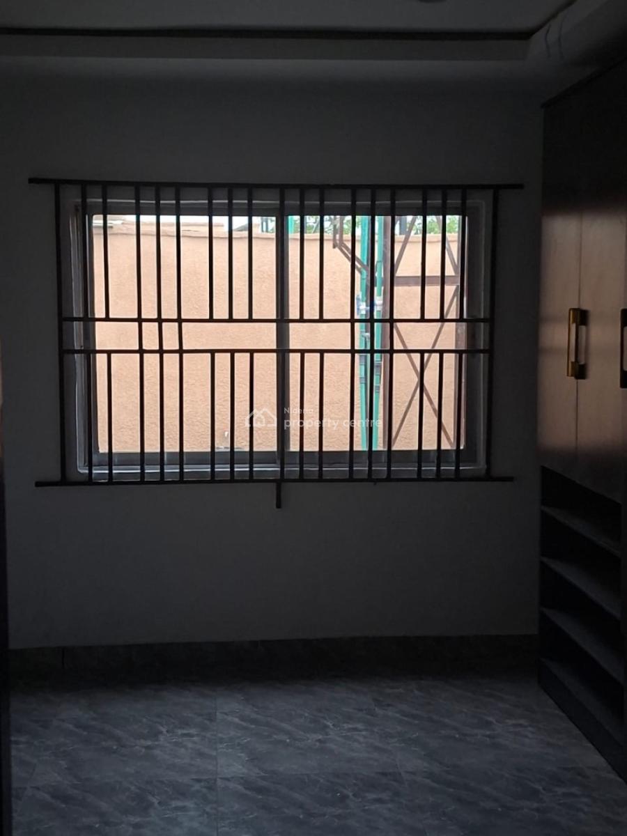 Lovely Spacious  Mini Flat, Crescent Estate, Maryland, Lagos, Mini Flat (room and Parlour) for Rent
