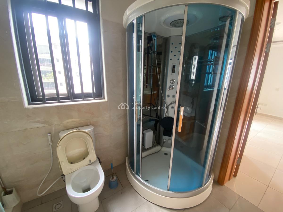 Spacious 3 Bedroom Flat with Bq and Swimming Pool, Off Bisola Durosimi Etti, Lekki, Lagos, Flat / Apartment for Rent