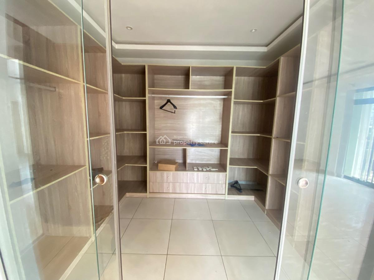 Spacious 3 Bedroom Flat with Bq and Swimming Pool, Off Bisola Durosimi Etti, Lekki, Lagos, Flat / Apartment for Rent