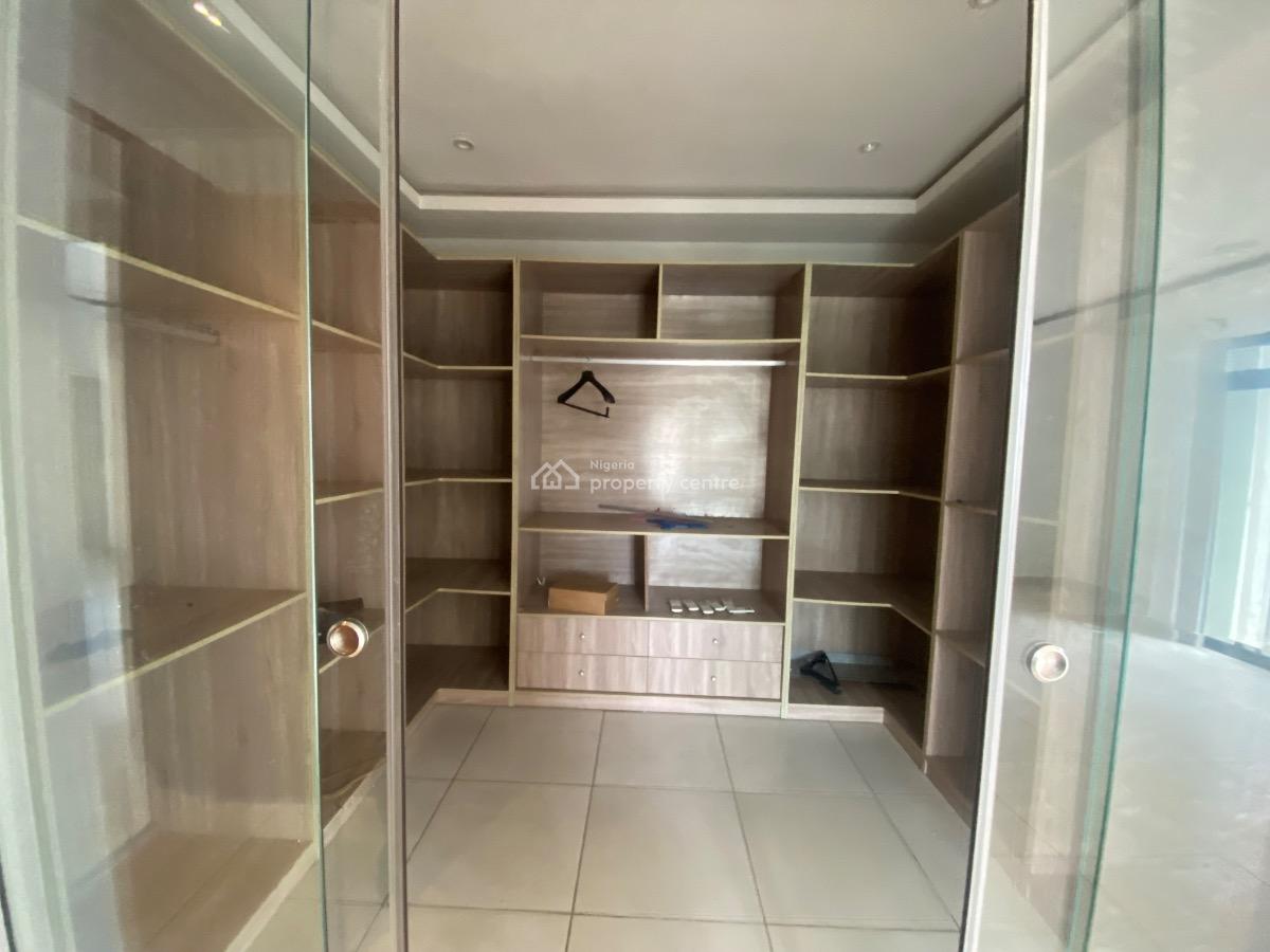 Spacious 3 Bedroom Flat with Bq and Swimming Pool, Off Bisola Durosimi Etti, Lekki, Lagos, Flat / Apartment for Rent