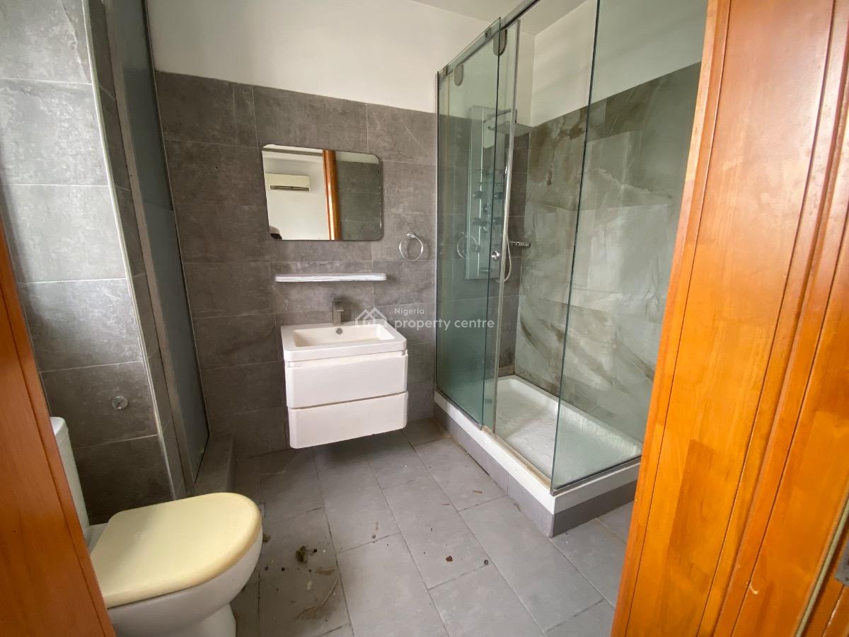 Spacious 3 Bedroom Flat with Bq and Swimming Pool, Off Bisola Durosimi Etti, Lekki, Lagos, Flat / Apartment for Rent