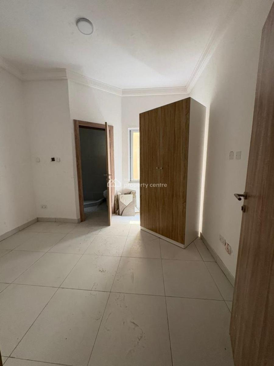 2 Bedroom Apartment with Bq, Lekki, Lagos, Flat / Apartment for Rent