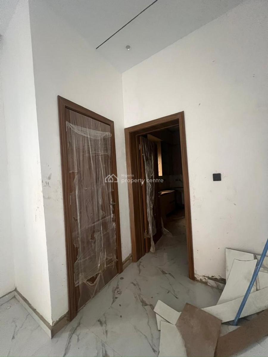 Elegant 4 Bedroom Semi-detached Duplex + Bq & Penthouse, Gra Phase 1, Magodo, Lagos, Semi-detached Duplex for Sale