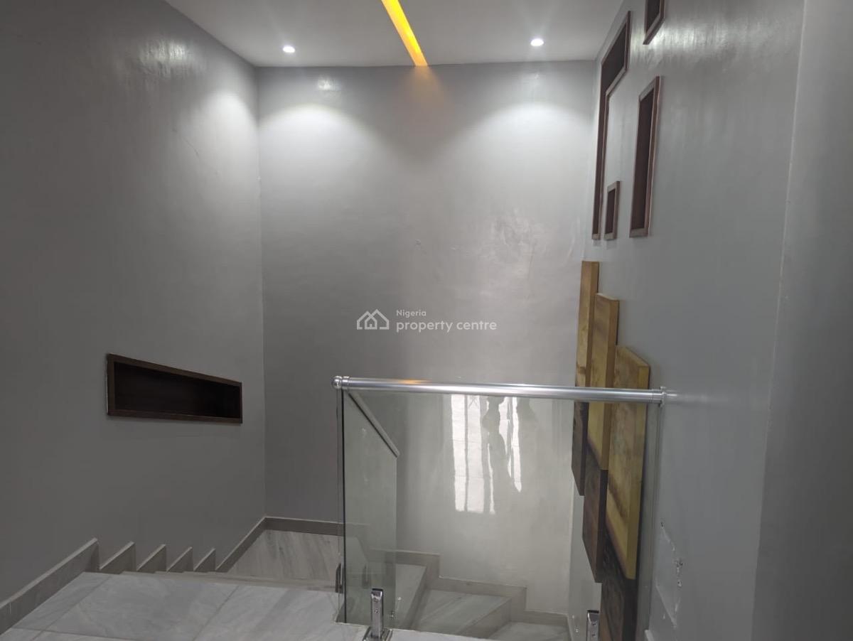5 Bedroom Penthouse, Lekki Phase 1, Lekki, Lagos, House for Sale