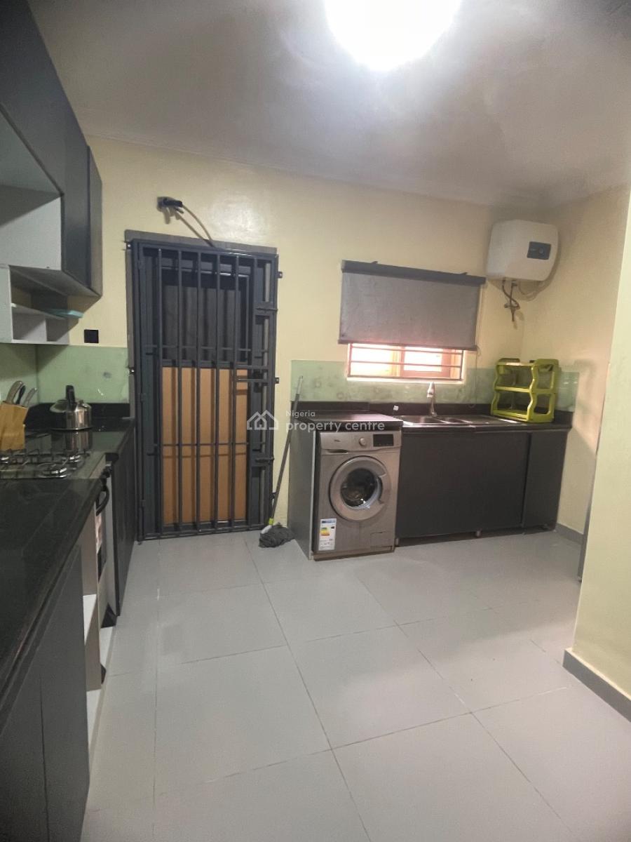 Furnished 3 Bedroom Apartment, Kafayat Abdulrasaq, Lekki Phase 1, Lekki, Lagos, Flat / Apartment for Rent