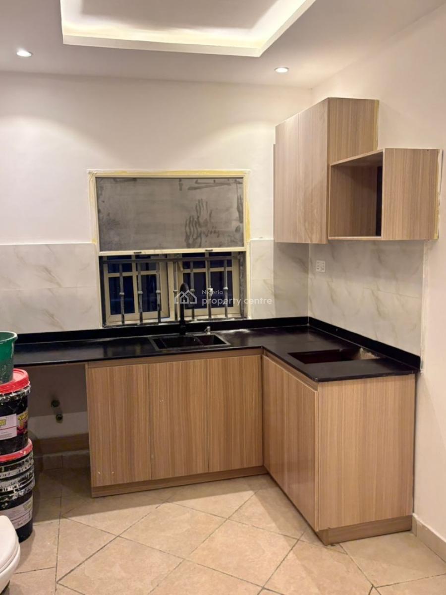 Standard One Bedroom Apartment, Ikota Villa Estate 🏡, Lekki County, Lekki Phase 2, Lekki, Lagos, Mini Flat (room and Parlour) for Rent