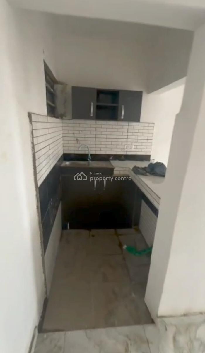 a Decent Lovely Mini Flat, Off New Garage Road, Bariga, Shomolu, Lagos, Mini Flat (room and Parlour) for Rent
