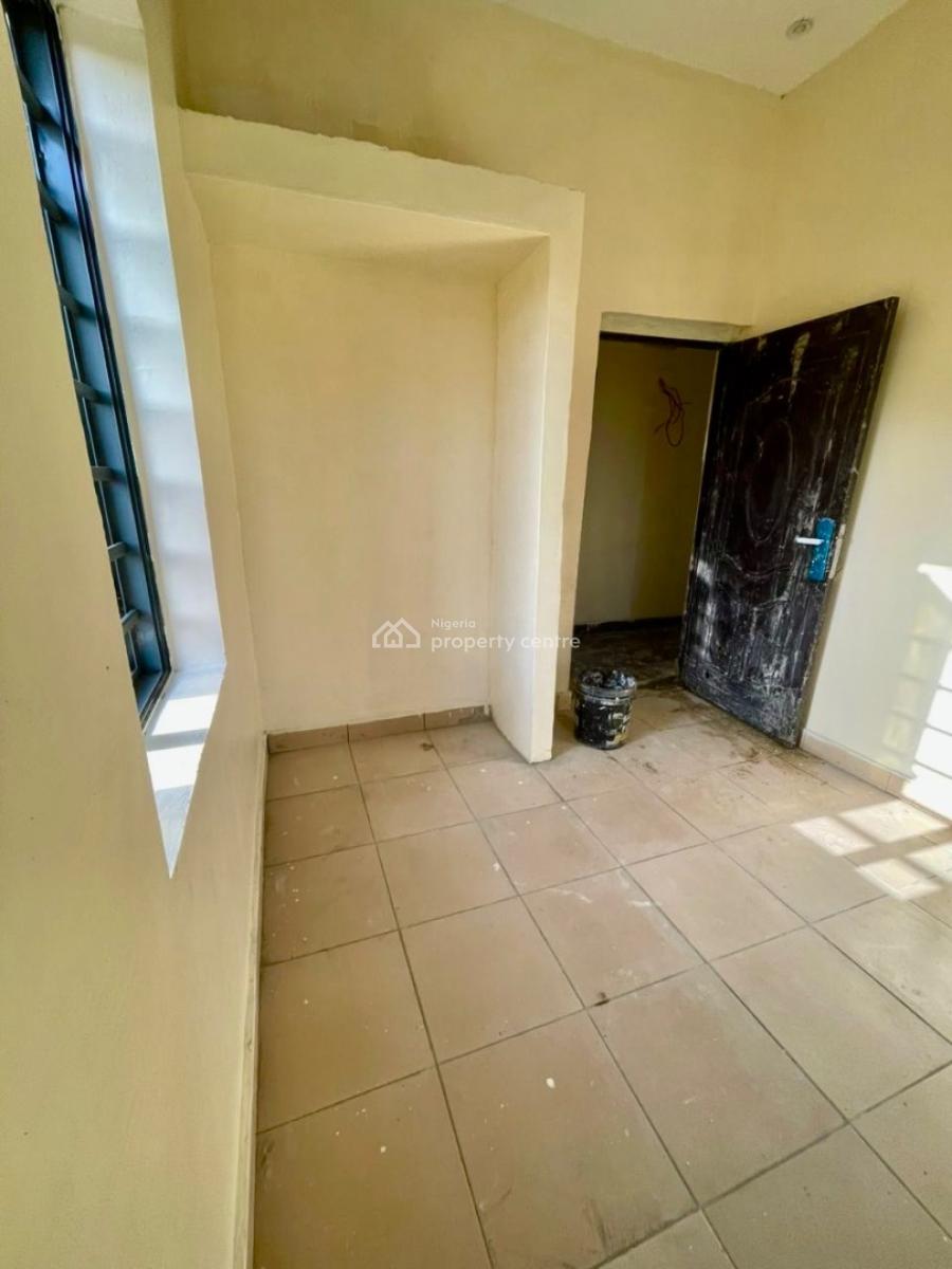 Modern Built in Serene Environment, Back of The Market, Sangotedo, Ajah, Lagos, Mini Flat (room and Parlour) for Rent