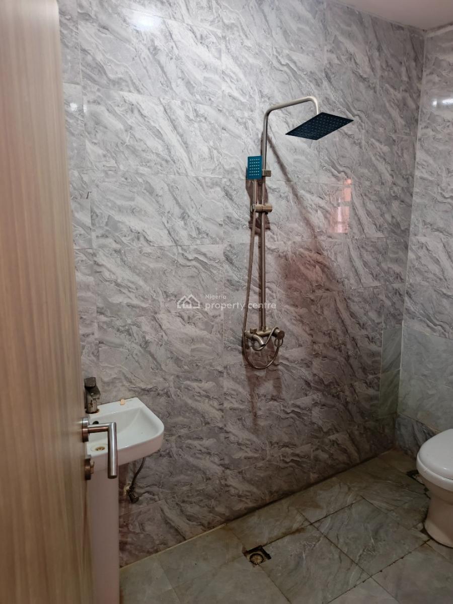 3-bedroom Flat, Dawaki By Modern Market, Dawaki, Gwarinpa, Abuja, Flat / Apartment for Rent
