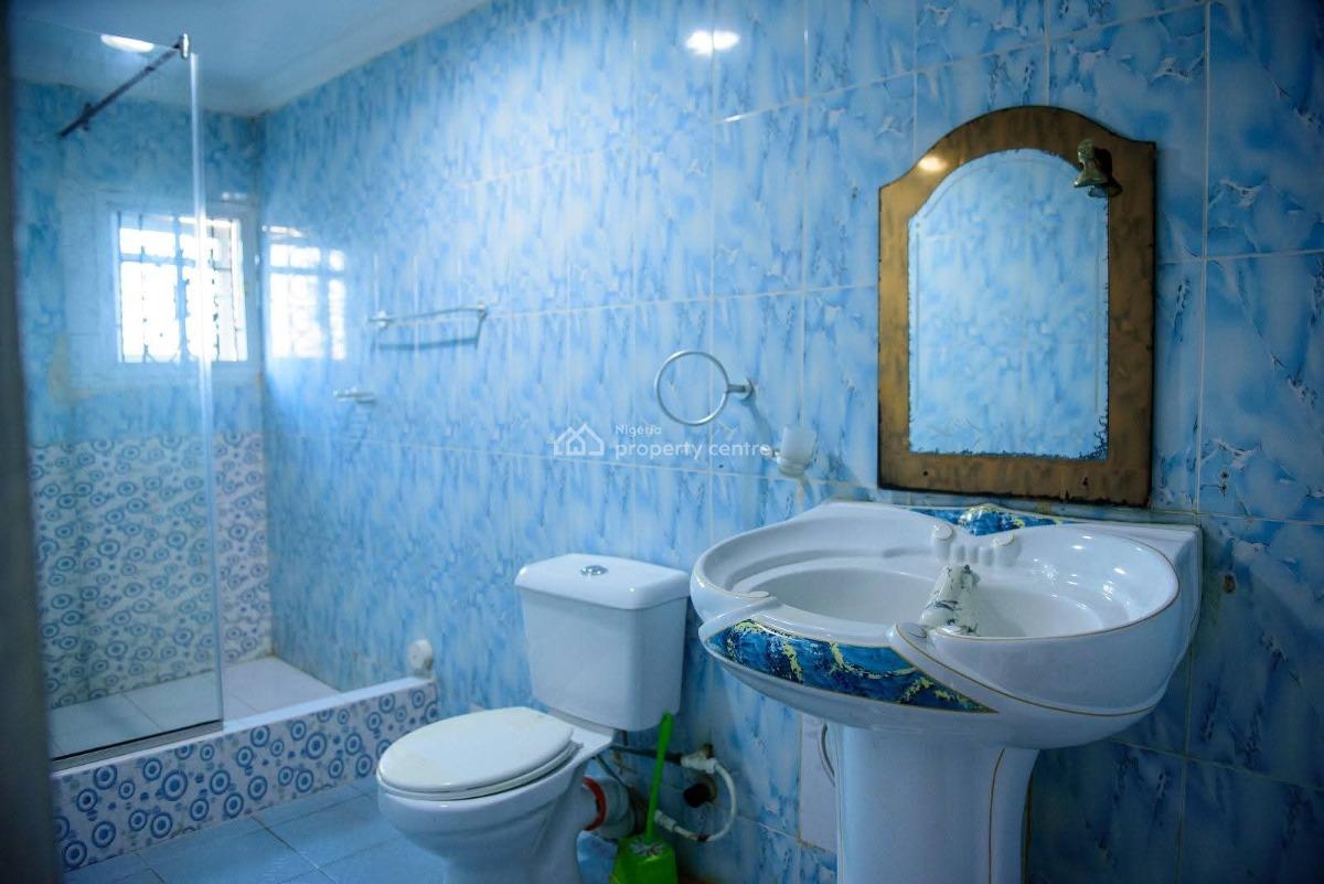 Luxurious 10 Bedroom Duplex in an Estate, Badore, Ajah, Lagos, Hotel / Guest House for Sale