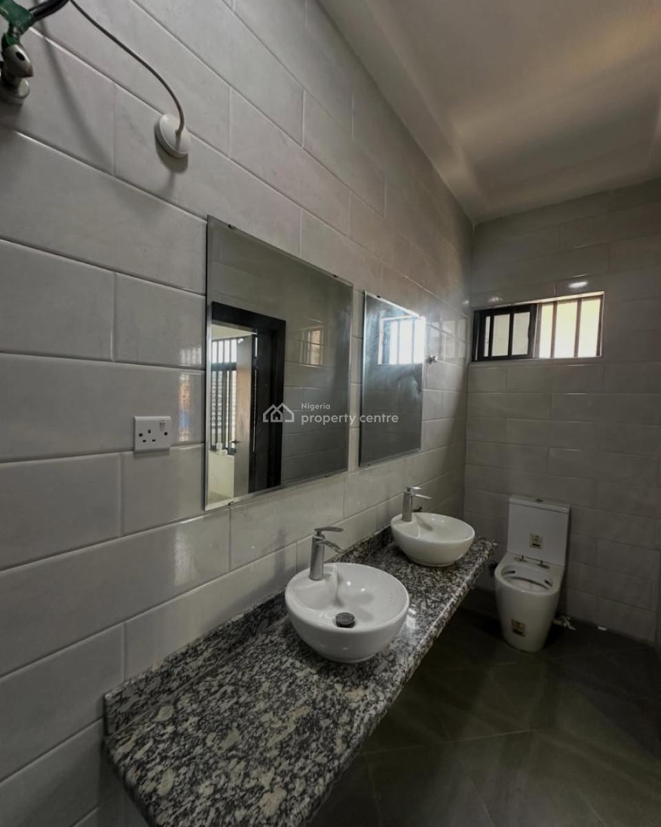 3bedroom Apartment, Lekki Phase One, Lekki, Lagos, Flat / Apartment for Rent