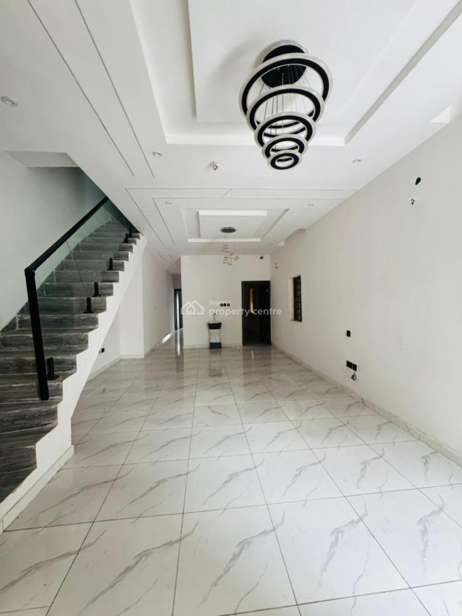 Spaciously Built 4 Bedroom Semi Detached Duplex, Yaba, Lagos, Semi-detached Duplex for Sale