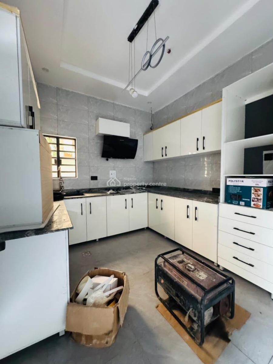 Spaciously Built 4 Bedroom Semi Detached Duplex, Yaba, Lagos, Semi-detached Duplex for Sale