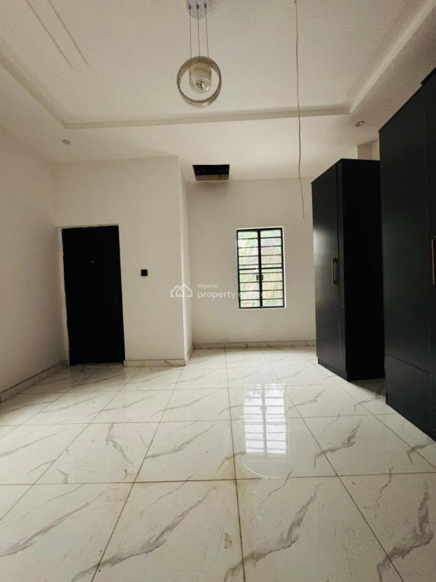 Spaciously Built 4 Bedroom Semi Detached Duplex, Yaba, Lagos, Semi-detached Duplex for Sale