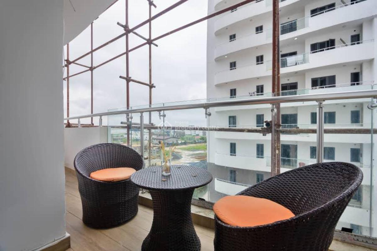 Fully Furnished 2 Bedroom with Pool & Gym, Lekki Phase 1, Lekki, Lagos, Flat / Apartment for Rent