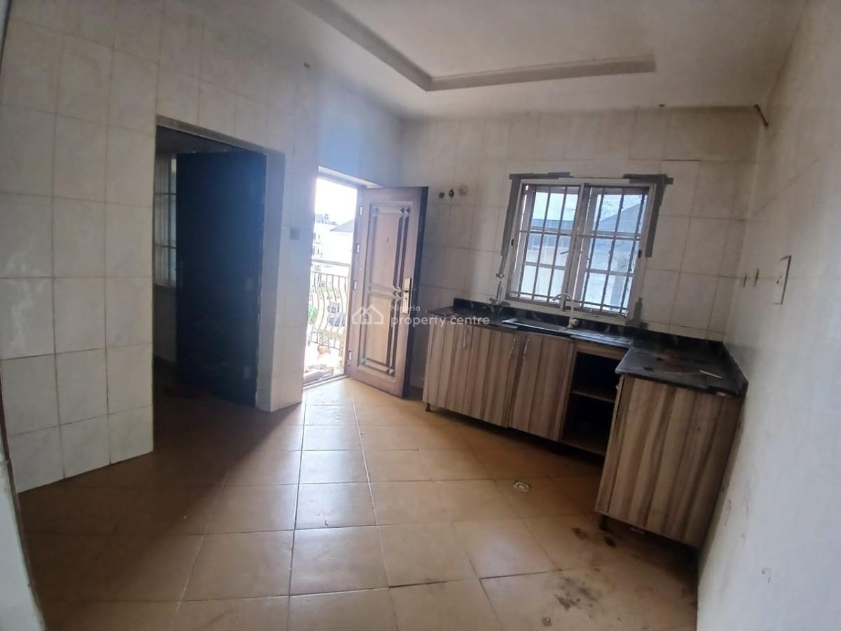 Tastefully Finished and Spacious 2 Bedroom Block of Flat, Durunmi District By American International School, Durumi, Abuja, Flat / Apartment for Rent