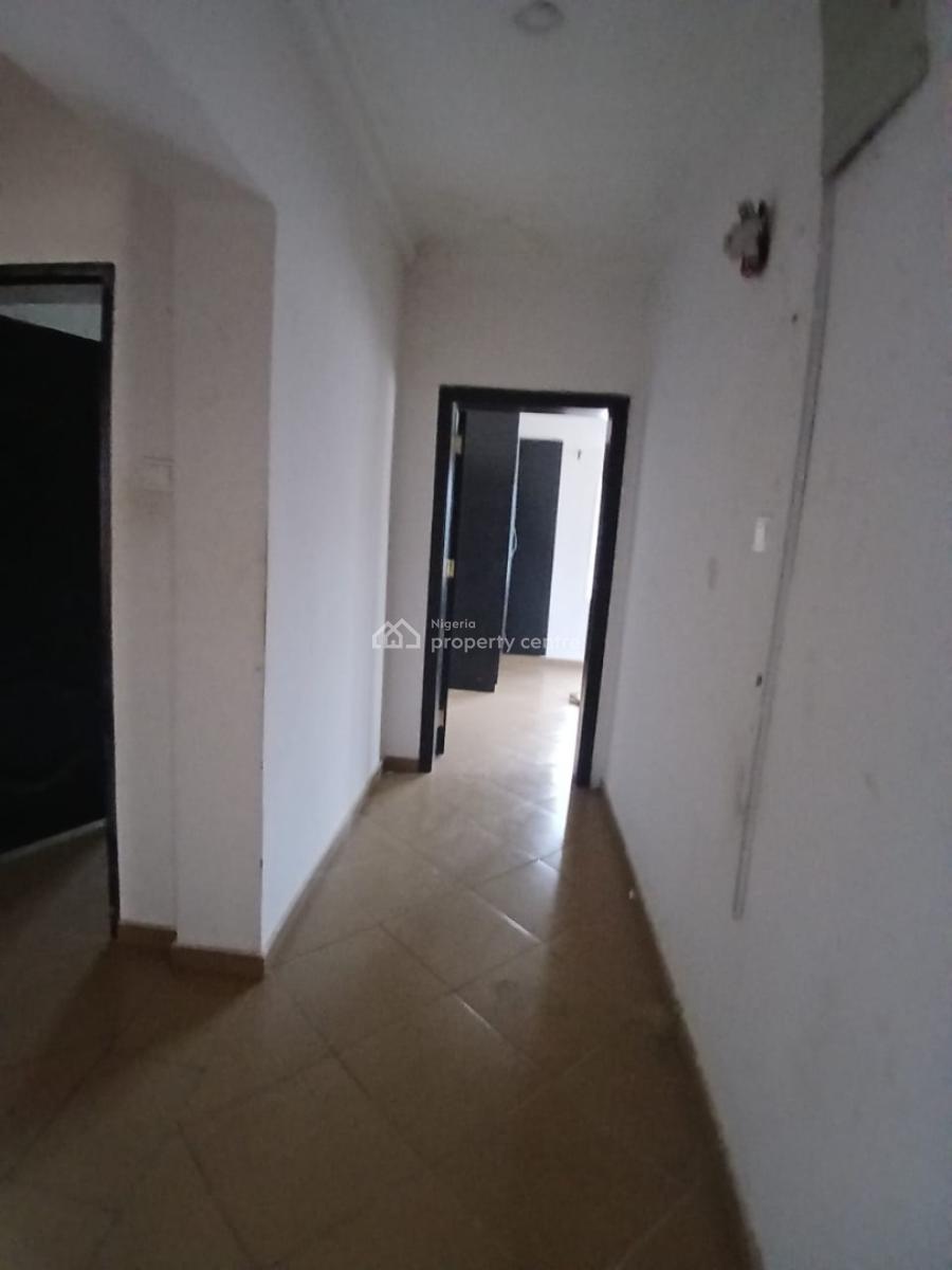 Tastefully Finished and Spacious 2 Bedroom Block of Flat, Durunmi District By American International School, Durumi, Abuja, Flat / Apartment for Rent