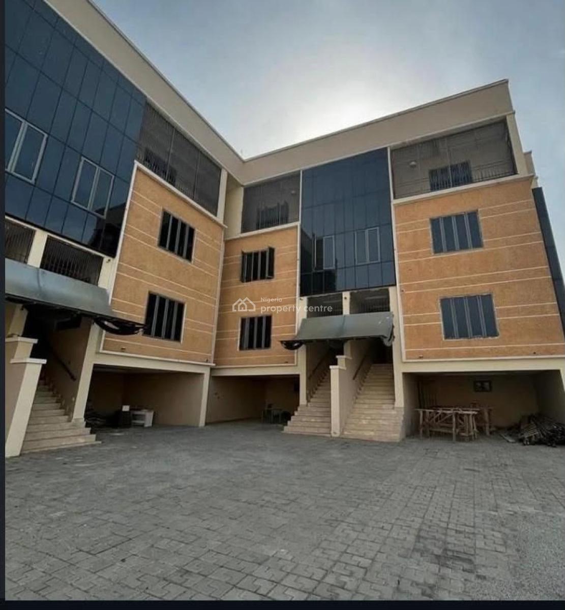 4 Bedroom Terrace Duplex with Bq, Maitama District, Abuja, Terraced Duplex for Rent