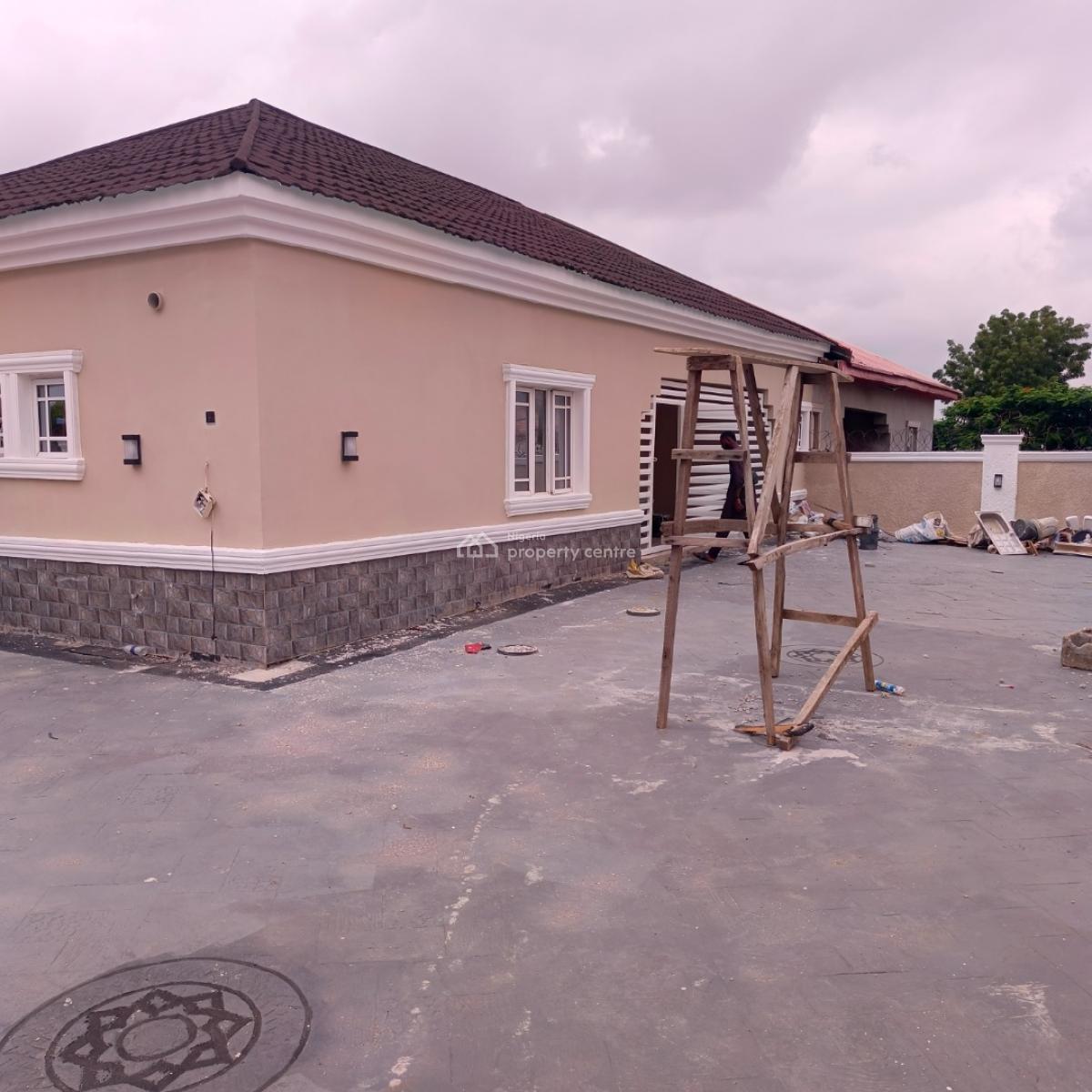 Beautiful Luxurious 3 Bedrooms, Oil Spring Estate, Fha (f.h.a), Lugbe District, Abuja, Semi-detached Bungalow for Rent