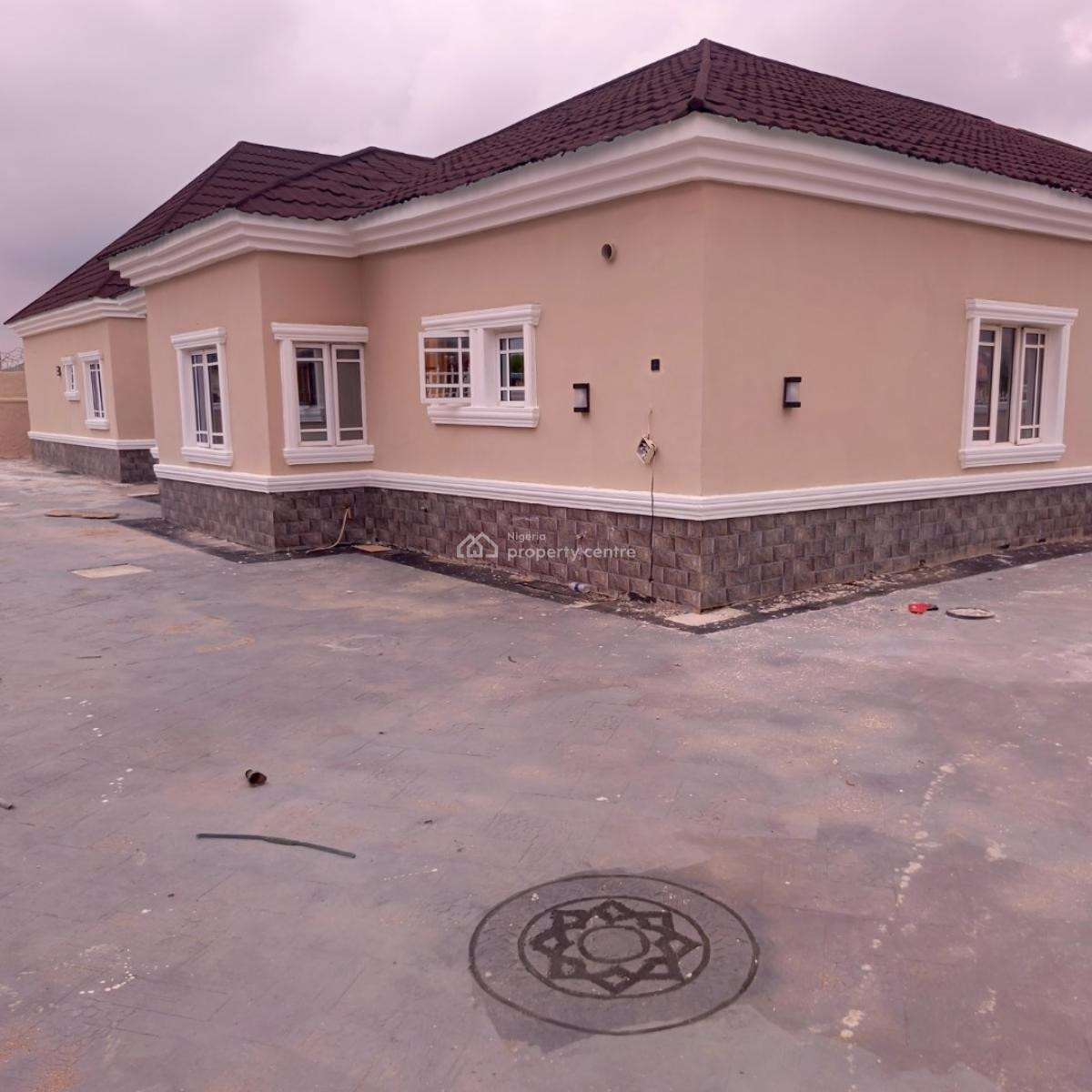 Beautiful Luxurious 3 Bedrooms, Oil Spring Estate, Fha (f.h.a), Lugbe District, Abuja, Semi-detached Bungalow for Rent