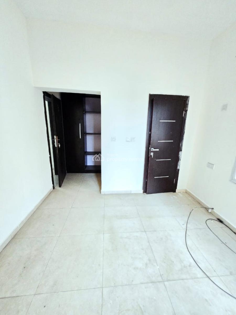 Self Serviced 3 Bedroom Apartment, Lekki Right, Lekki Phase 1, Lekki, Lagos, Flat / Apartment for Rent