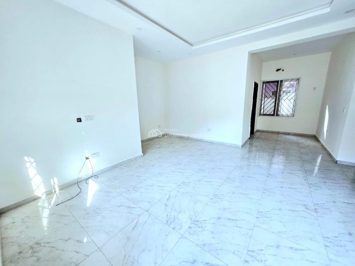 Self Serviced 3 Bedroom Apartment, Lekki Right, Lekki Phase 1, Lekki, Lagos, Flat / Apartment for Rent