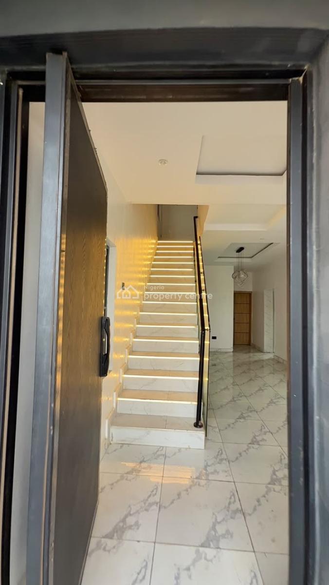 5 Bedroom Fully Detached Duplex with Bq, Magodo Gra Phase 1, Magodo, Lagos, Detached Duplex for Sale