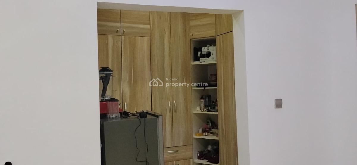 Unfurnished Specious Studio, Royal Pine , Orchid, Lekki Expressway, Lekki, Lagos, Self Contain (single Rooms) for Rent
