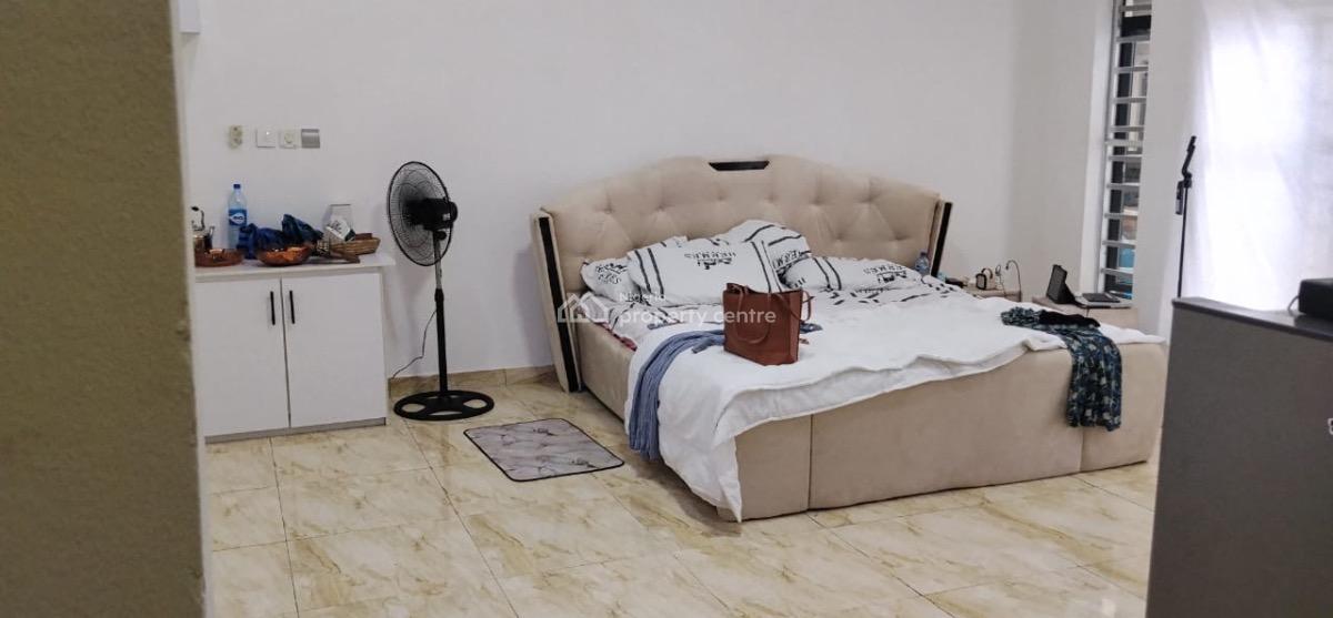 Unfurnished Specious Studio, Royal Pine , Orchid, Lekki Expressway, Lekki, Lagos, Self Contain (single Rooms) for Rent