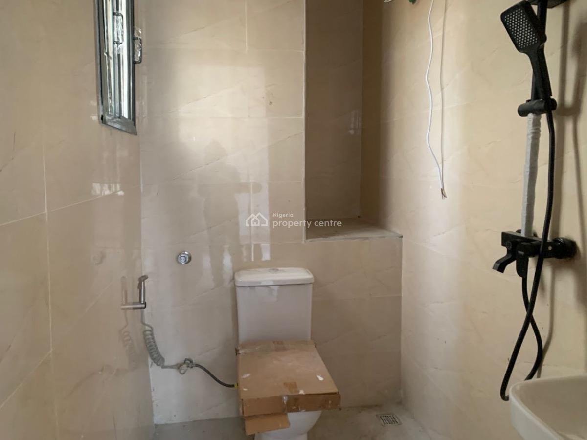 a Luxurious 2 Bedroom, Lekki, Lekki Phase 1, Lekki, Lagos, House for Rent