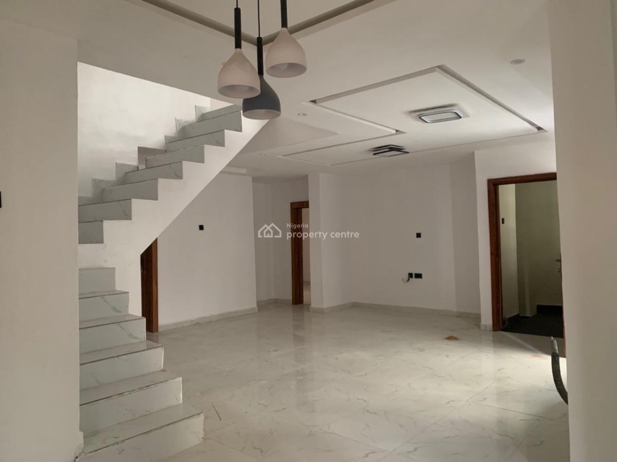 a Luxurious 2 Bedroom, Lekki, Lekki Phase 1, Lekki, Lagos, House for Rent