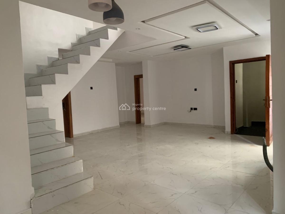 a Luxurious 2 Bedroom, Lekki, Lekki Phase 1, Lekki, Lagos, House for Rent