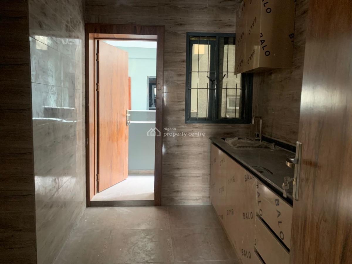 a Luxurious 2 Bedroom, Lekki, Lekki Phase 1, Lekki, Lagos, House for Rent