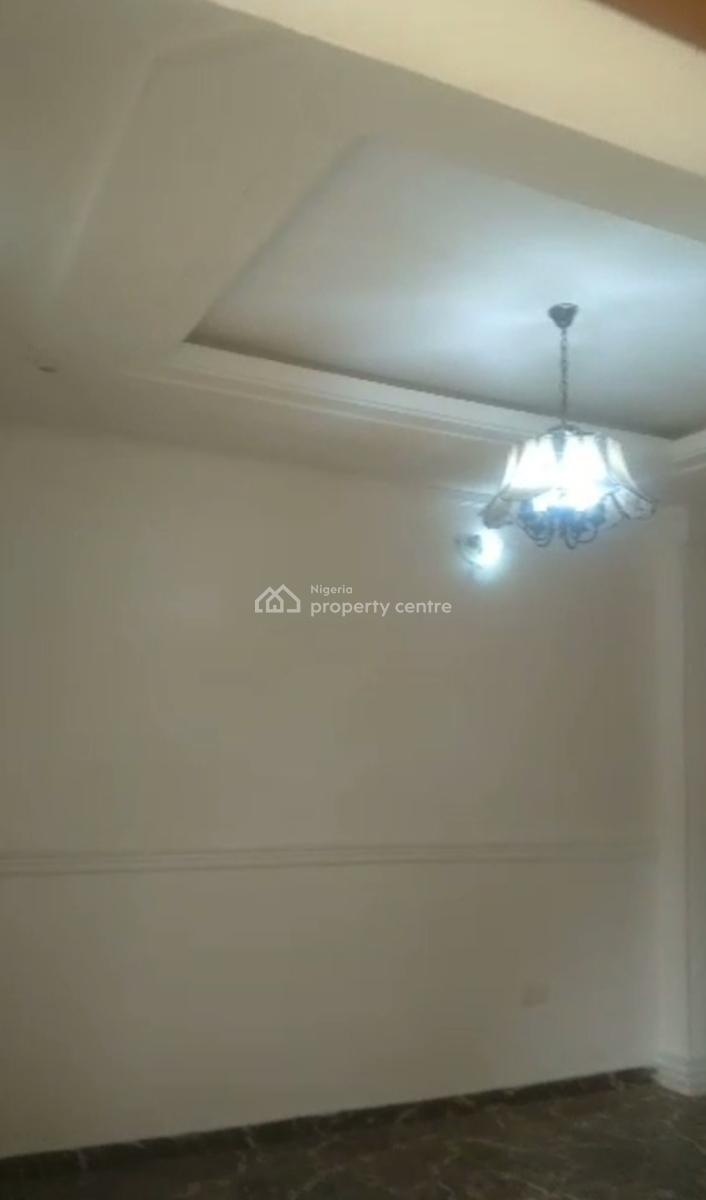 Decent Spacious 2 Bedroom Apartment, Gwarinpa, Abuja, Flat / Apartment for Rent