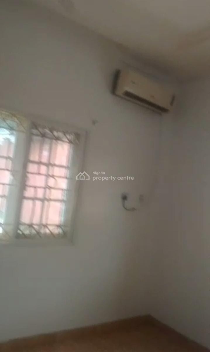 Decent Spacious 2 Bedroom Apartment, Gwarinpa, Abuja, Flat / Apartment for Rent