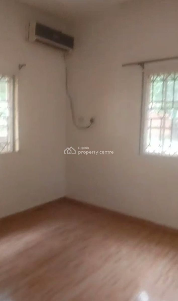 Decent Spacious 2 Bedroom Apartment, Gwarinpa, Abuja, Flat / Apartment for Rent