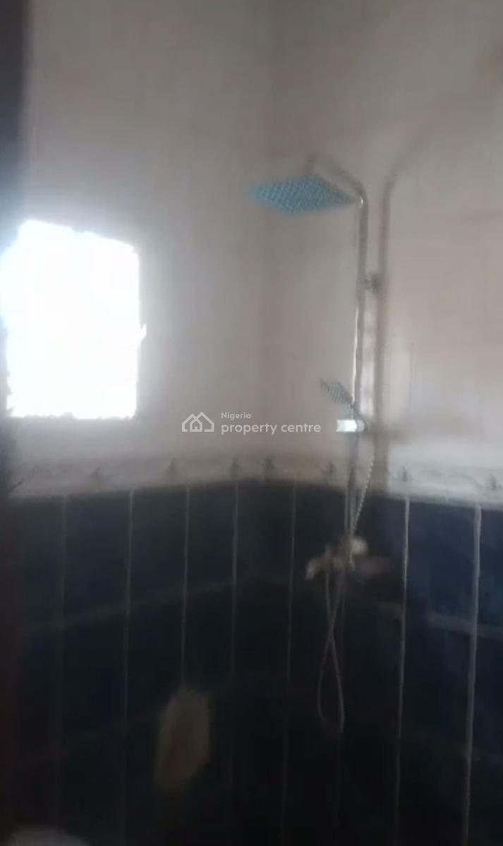 Decent Spacious 2 Bedroom Apartment, Gwarinpa, Abuja, Flat / Apartment for Rent